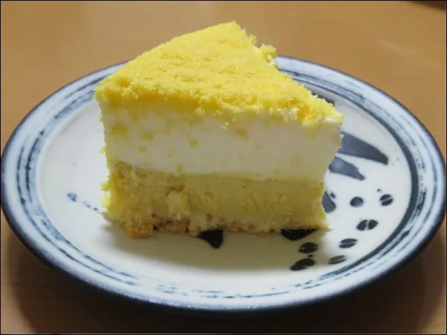 焼き芋ドゥーブル カット(小樽洋菓子舗 ルタオ)