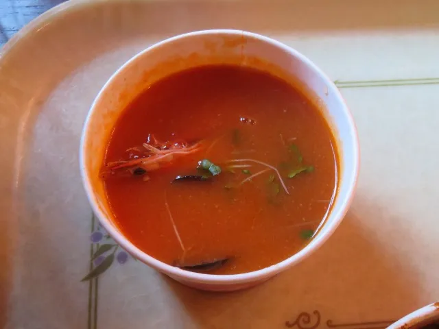 海老とムール貝のトマトスープ(ザンビーニ・ブラザーズ・リストランテ)