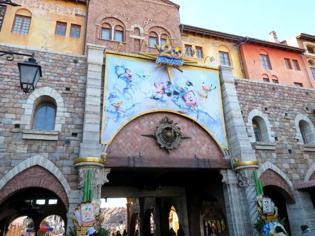 お正月幕（東京ディズニーシーのお正月 2022）
