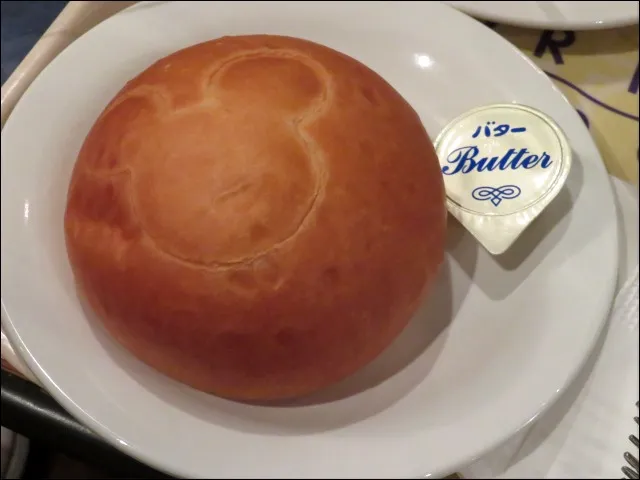 パン（ホライズンベイ・レストラン）