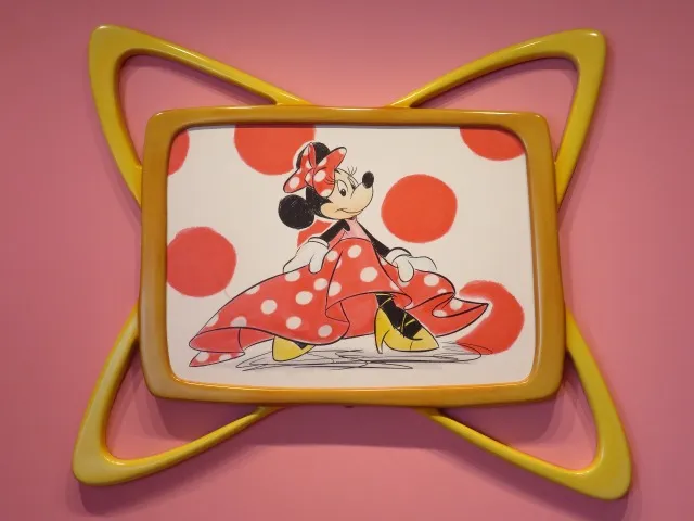 豊かなスカートのスケッチ(ミニーのスタイルスタジオ)