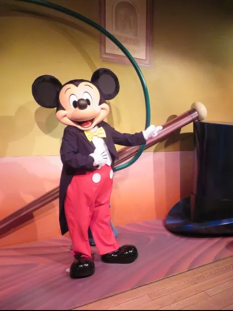 燕尾服ミッキーマウス（ムービーバーン）