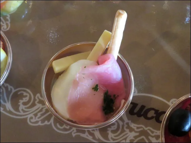 生ハム&モッツァレッラ(カフェ・ポルトフィーノ)
