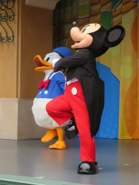 ドナルドとミッキー（ジャンボリミッキー！レッツ・ダンス！）
