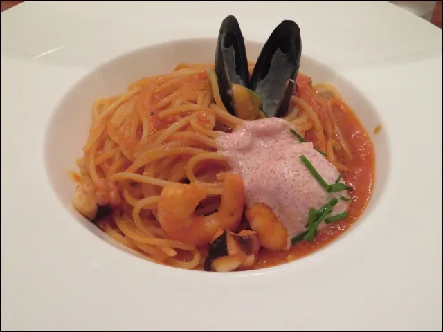 スパゲッティーニ･ペスカトーレ、たらこのチーズクリーム添え（イーストサイド・カフェ）