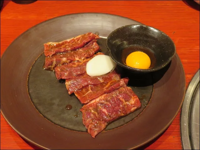 玉子付きハラミ(焼肉トラジ)