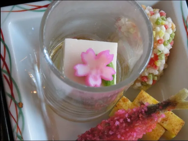 桜の花のお豆腐（レストラン櫻）