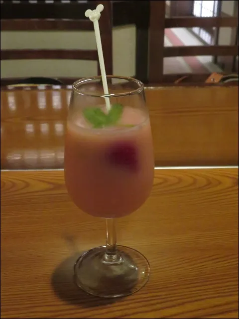 苺の甘酒（れすとらん北齋）