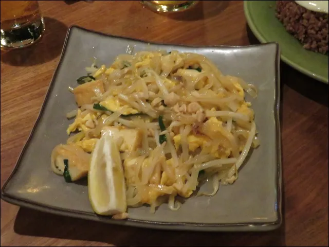 パッタイ（モンスーンカフェ）