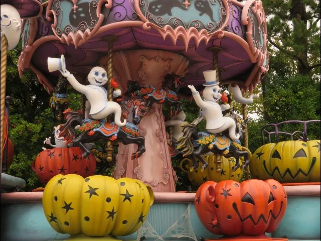 メリーゴーランドゴースト(スプーキー“Boo!”パレード)
