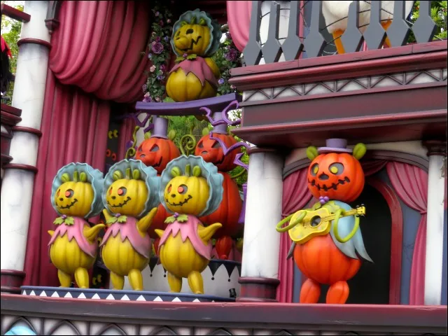 カントリーベアパンプキン（スプーキー“Boo!”パレード）