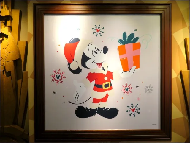 サンタミッキー イラスト（ディズニーストア 2023 クリスマス）