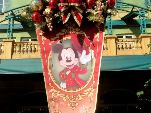 ミッキーの旗（ディズニー・クリスマス 2022）