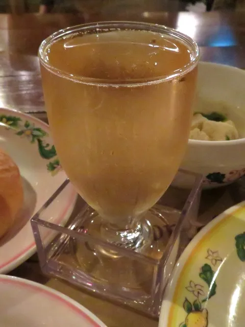 ロゼ･スパークリングワイン(グラス)（カフェ・ポルトフィーノ）