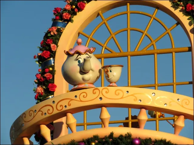 ポット夫人とチップ（ディズニー・クリスマス・ストーリーズ）