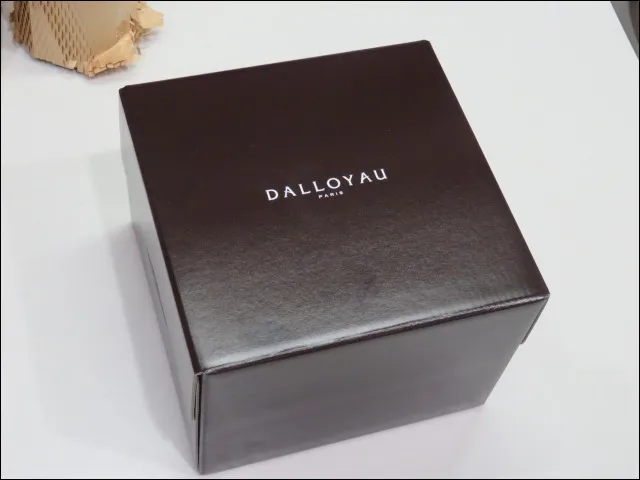 ボノム ド ネージュ 箱（DALLOYAU）