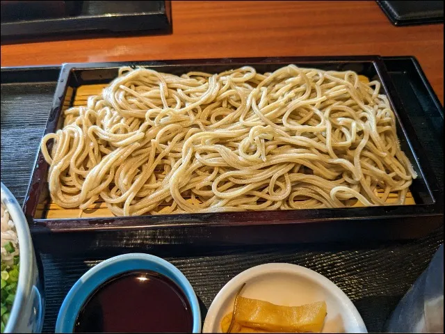 蕎麦（凛や）