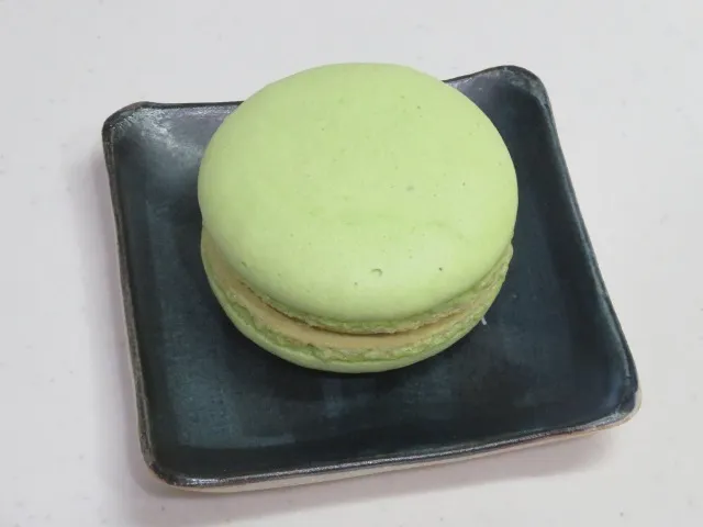 MACAROONS(La crème au beurre)