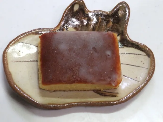 ハニーソルトバターカステラ 上面(Bon Bon Butter)