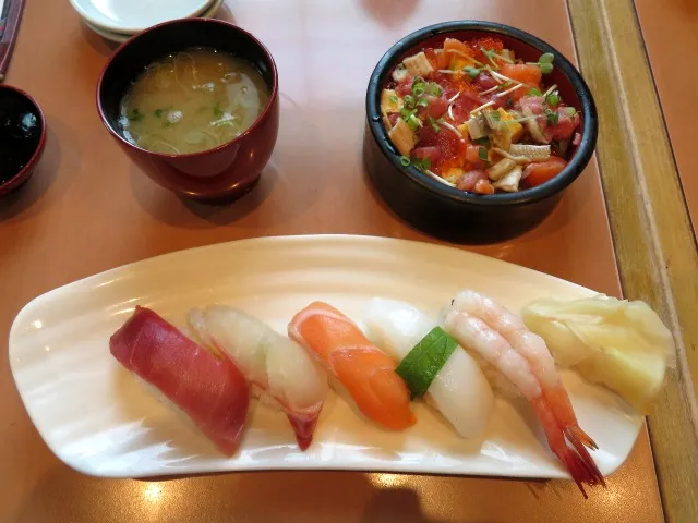 寿司御膳（築地玉寿司）