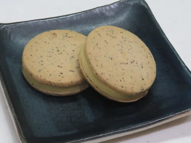 せとれもん レモンチョコサンドクッキー（八天堂）