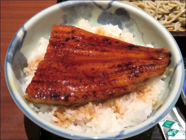うな丼と蕎麦 うな丼（凛や）