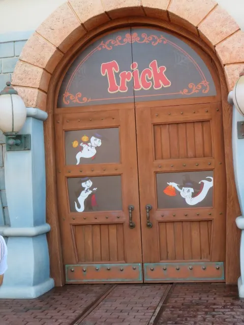 ジョリートロリー車庫のゴースト Trick（ディズニー・ハロウィーン 2023）