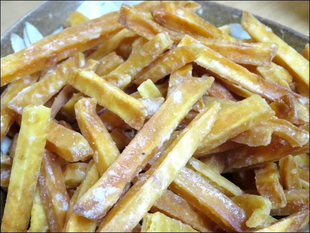 甘塩芋けんぴ アップ（清明堂芋店）