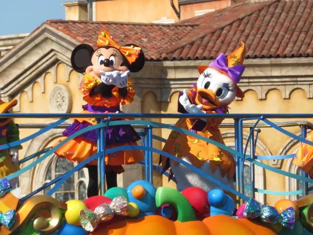 ミニー、デイジー（ディズニー・ハロウィーン・グリーティング）