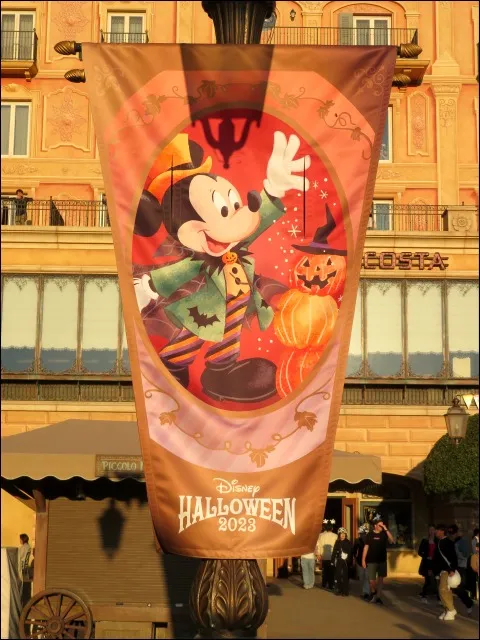 ミッキーマウスの旗（ディズニー・ハロウィーン 2023）