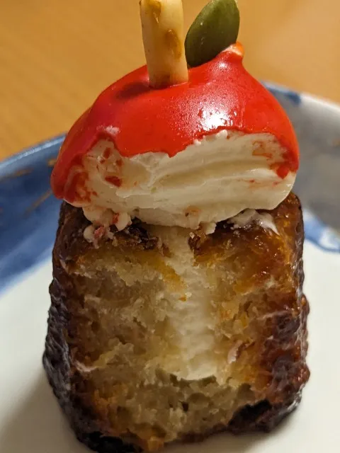 カヌレ はちみつりんご断面(fait a la main MuHee)