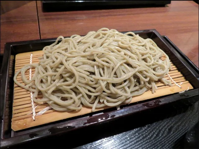 B 天丼と蕎麦 の蕎麦(凛や)