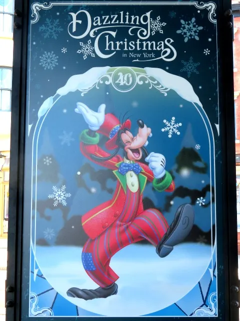 Dazzling Christmas グーフィー看板（ディズニー・クリスマス 2023）