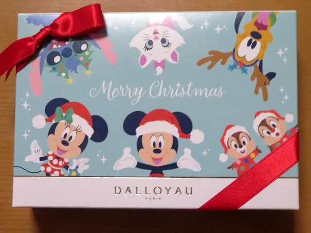 ディズニーのマカロン 箱(ダロワイヨ)