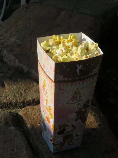 ポップコーンピスタチオ味（トゥーンポップ）