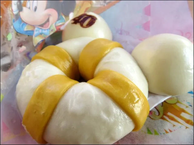 ミッキーうきわまん アップ（ボイラールーム・バイツ）