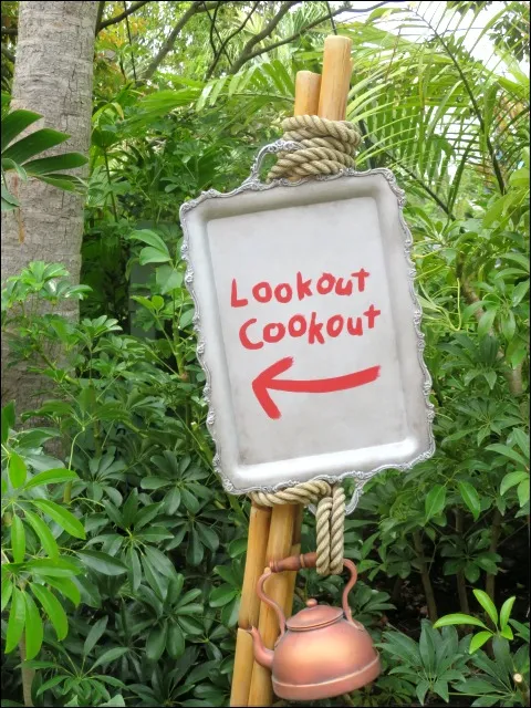 Lookout Cookout はこちら(ルックアウト・クックアウト)