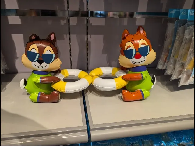 チップとデールの浮き輪(プラネットM)