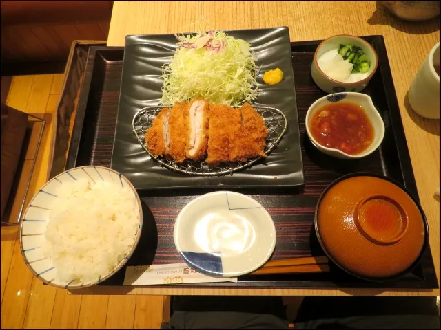 スタミナロースかつ御飯