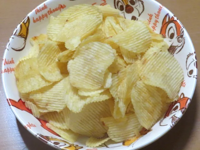 チップ&デール ポテトチップス 関東・栃木レモン LEMON 中身(ディズニーストア)