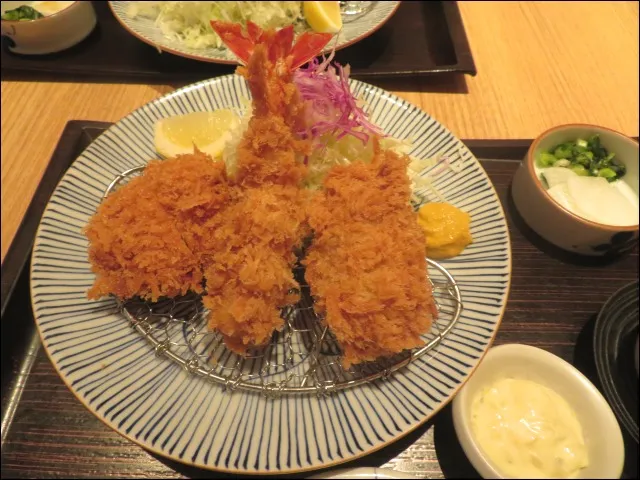 紅葉 フライ部(とんかつ 和幸)