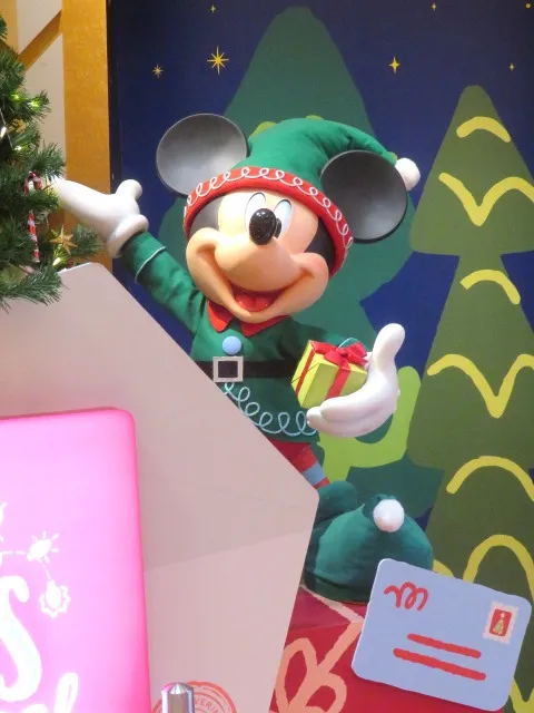 ミッキー冬服(ディズニーストア)