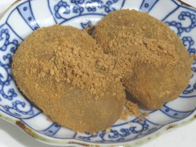 黄金砂利餅 二つアップ(弁才天)