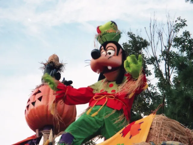 グーフィー（ディズニー・ハロウィーン・パレード）