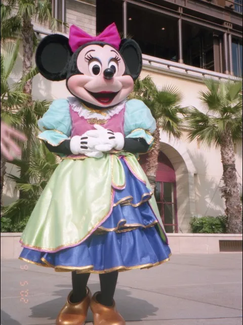 ミニー(エントランス)