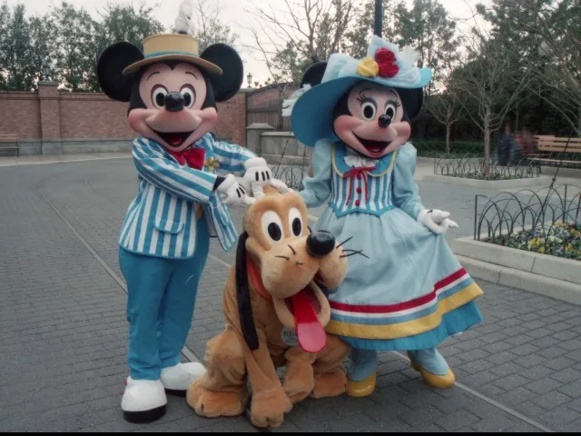 ミッキーとミニー、プルート(アメリカンウォーターフロント)