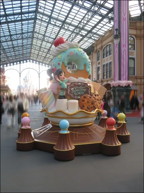 ヴァネロペのスウィーツオブジェ 横面(ヴァネロペのスウィーツ・ポップ・ワールド)