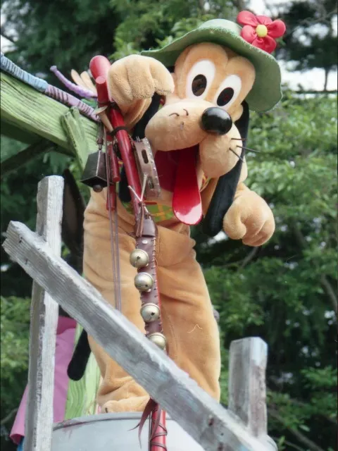 プルート（ディズニー・ドリームス・オン・パレード）