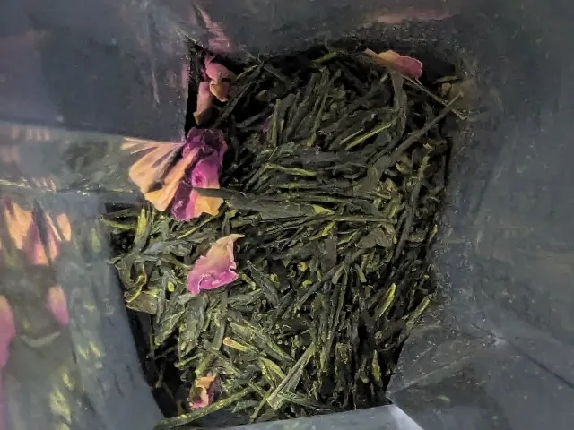 白桃煎茶 袋の中(ルピシア)