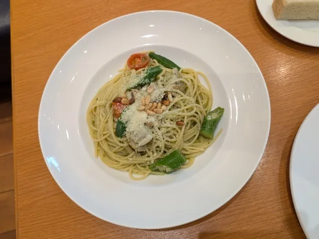 帆立とオクラのジェノベーゼ(Mare Cucina)